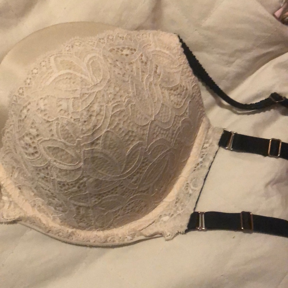 Very sexy cream Victoria Secrets push up-38 DD